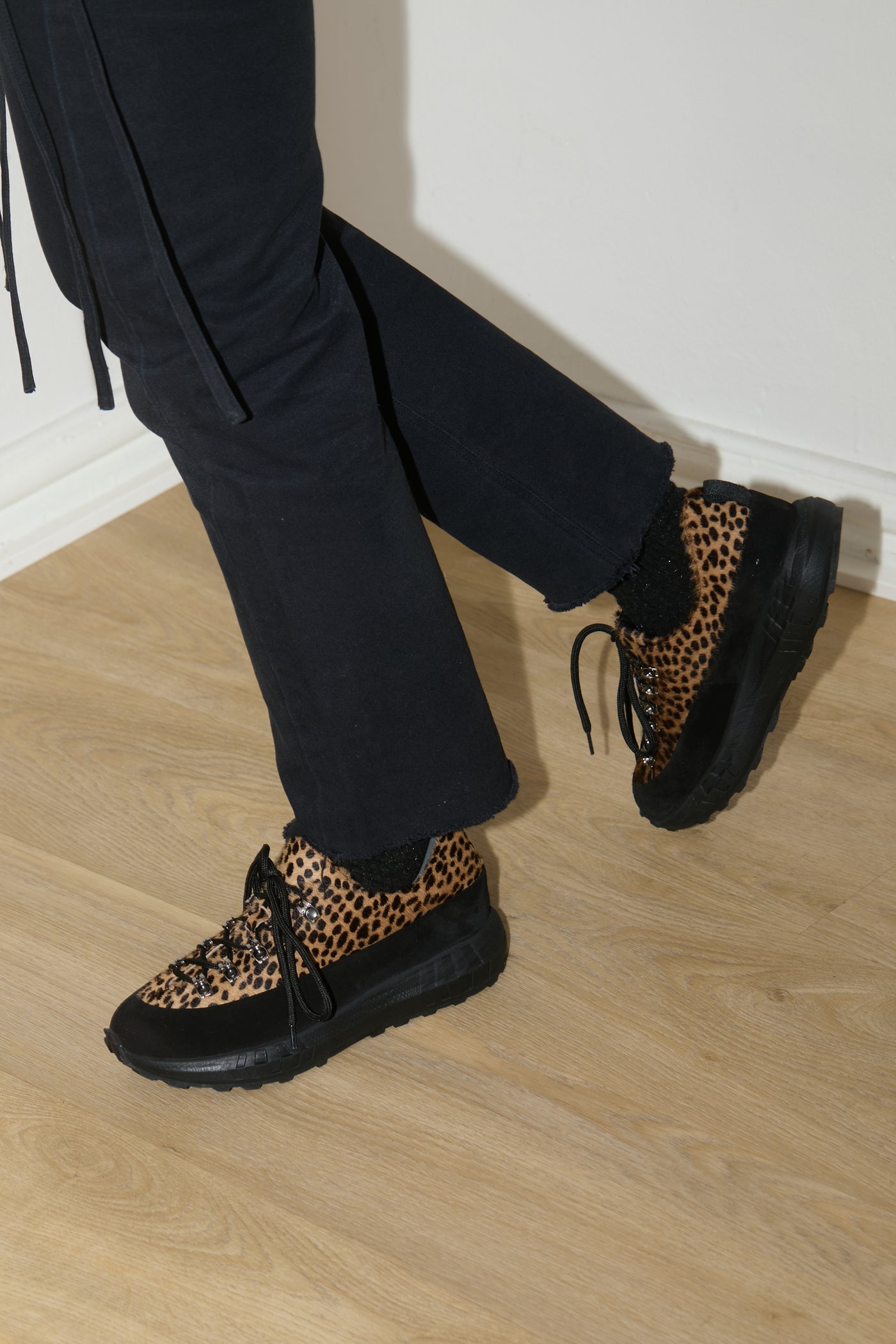 Jamie vibram hiker tennarit cheetah kuosi